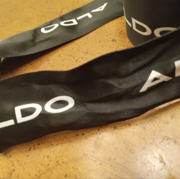 Aldo Ribbon - Picture 2 of 3